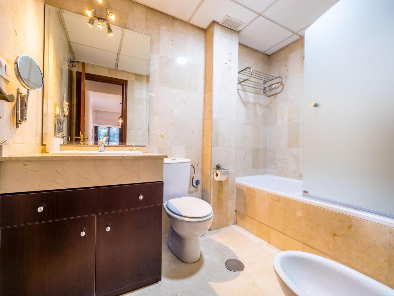 Malaga Center Experience - Premium Apartment Luaran gambar