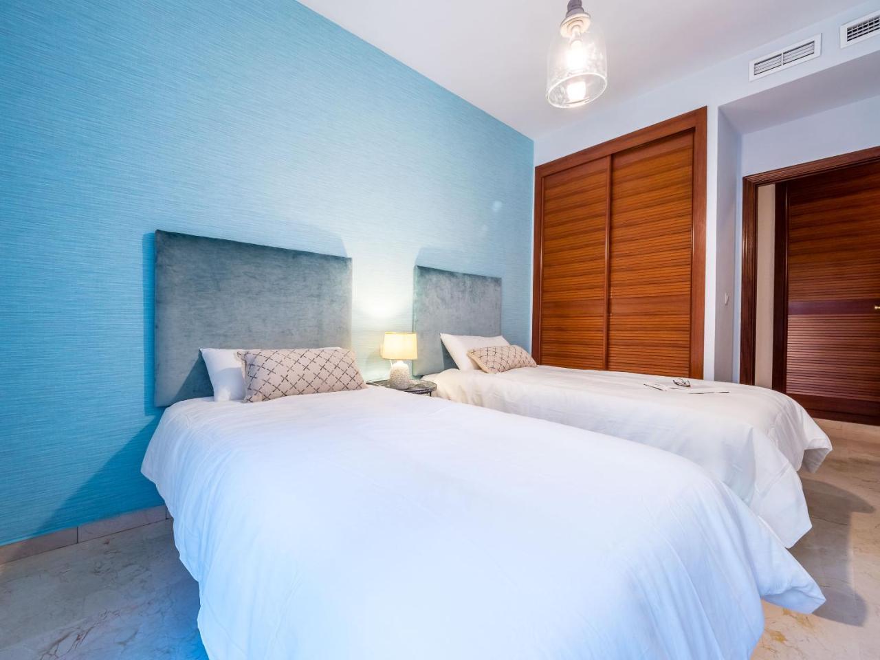 Malaga Center Experience - Premium Apartment Luaran gambar
