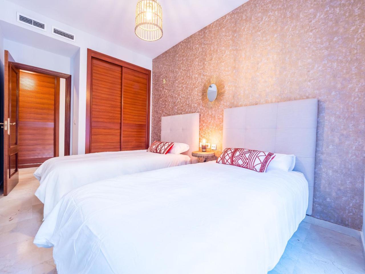 Malaga Center Experience - Premium Apartment Luaran gambar